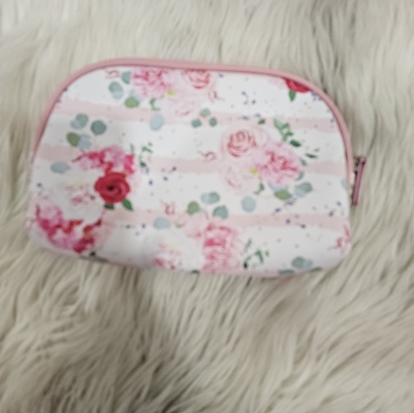 Tahari travel cosmetic bag set new - Picture 11 of 12